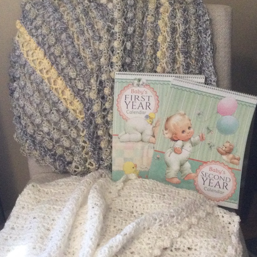 Set 2 Baby Afghans & 2 Milestone calendars